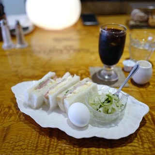 CAFE Rijn_1
