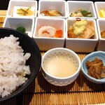 ダイナミックキッチン＆バー 燦 - 