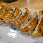 ぎょうざの満洲 - 料理写真:チューハイ1人飲みセット餃子6個1,110円から餃子6個通常350円