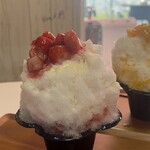 もみの木 農家のソフトクリーム屋さん - かき氷(いちご)