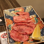 焼肉屋 かねちゃん 至粋亭 - 和牛タン 1,800円