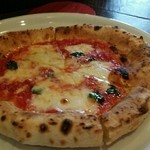 PAZZO DI PIZZA - マルゲリータ