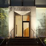 JUTURNA - コンクリート調のシックなエントランス
