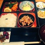 ごはん処　矢尾定 - 