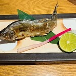 完全個室 クラフトビール×肉バル クラフトマーケット - 鮎の塩焼き