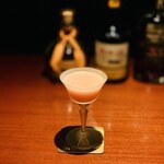 オールドパル - ① 桃のダイキリ：白ラム