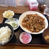 川森食堂 - 料理写真:注文してすぐ鉄板じゃない方頼んだことに気づいたけど、目の前に鉄板来ない方が良いかなとそのままに。