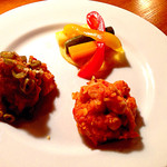 未来カレー こりす - ちょっとずつセット（650円）は、5種類の前菜から3種類選べて少しずつ盛り合わせたもの。選べるのは、きんぴら・ラタトゥイユ・トルシー・砂肝のコンフィ・チキンピックル。