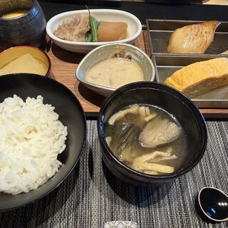 日本料理 華暦_0