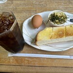 亜朱羅 - 