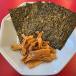 ラーメン山岡家 - 別皿でトッピングの広州メンマ＆のり5枚