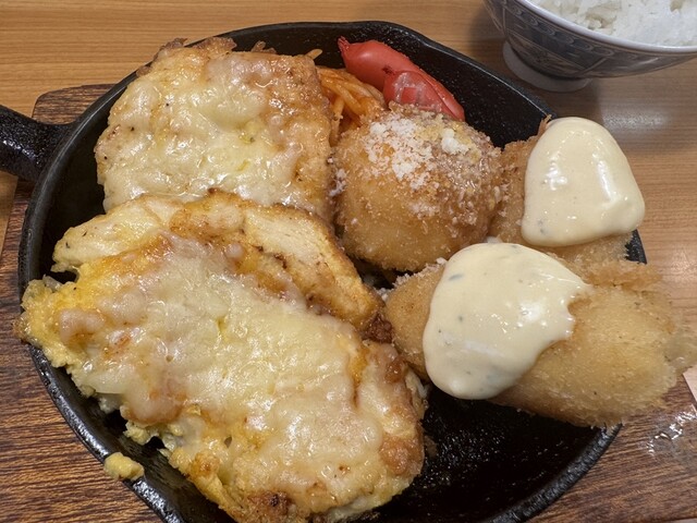 ツートンコロッケ コロッケ - めがね橋/洋食 | 食べログ