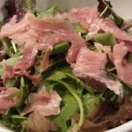 池袋 肉バルBon - サラダ
