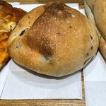 ビゴの店 - レーズンバンズ133円
