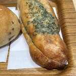 ビゴの店 - ガーリックフランス385円