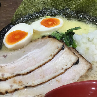 横浜家系ラーメン 龍馬家_2