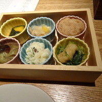 茶茶 このか - おばんざい箱でございます
