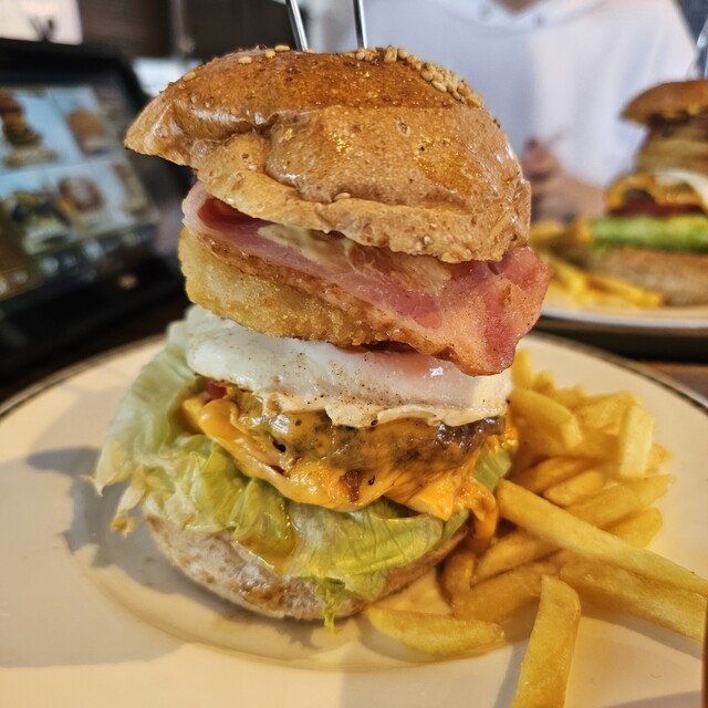 The Rich Burger （ザリッチバーガー） - 西富士宮/ハンバーガー