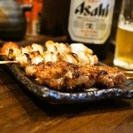 博多串焼 みなみ - 2015.5 ももにんにく（1串140円）、羊肉串（1串130円）