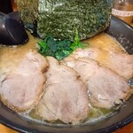 吟風 - 料理写真:チャーシューメン￥1050