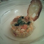 ル・ブルギニオン - 冷たい前菜：海鮮のタルタル♪雲丹、黒鯛
      蟹、青のり、きゅうり、人参。上には海水のジュレ