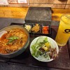 炭火焼肉　萬大 - ユッケジャンクッパセット　990円
