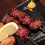 小料理荒井 - 串焼・カシラ（１本１００円＋税）２０１５年４月