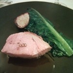 ル・ブルギニオン - お肉：仔牛背肉のロースト