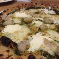 PIZZERIA　37 - ピザ　ベルデ・ルーナ　エビとクリームチーズとバジル