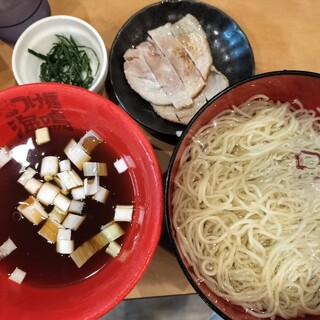 ラーメン海鳴_1