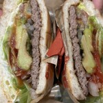 バーガーキング - この断面が素敵ヾ(〃^∇︎^)ﾉ