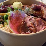 HOWL DELI - 