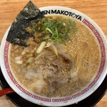ラーメンまこと屋 - 背脂醤油ラーメン