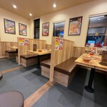 ラーメンまこと屋 - 店内