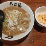 永斗麵 紙屋町本店 - 拉麵與燉飯。花錢有點可惜
