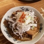 炭火焼ホルモンたつや - 煮込み