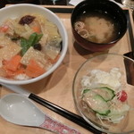 カフェステーションラピッド - 野菜たっぷり中華丼