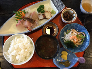 日間賀島のおすすめランチ9選 西港 東港周辺の人気店 食べログまとめ