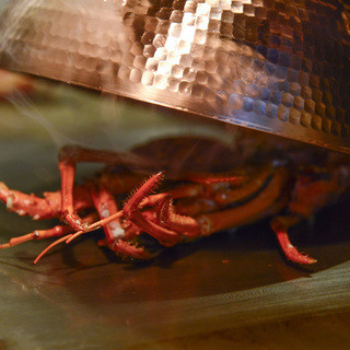 Enki's spiny lobsters are domestically produced spiny lobsters.