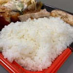 魚万・汲田 - お弁当バイキング(¥700)