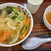 大阪王将 - 中華丼（小）スープ付きなのがなんだか嬉しいw