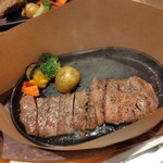 いしがまやハンバーグ - 料理写真:ステーキ200g