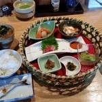 季節Dining SIN - 花籠ランチ。