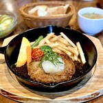 Cafe けやきの杜 - 料理写真:『スキレットランチ』和風ハンバーグ