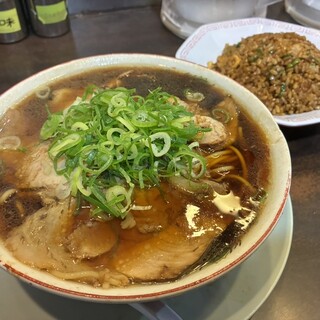 新福菜館_0