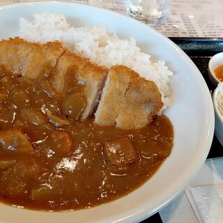 カフェドマデル_1