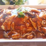 オレンチ カフェ - ランチ　オムライス　トマトソース