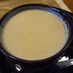 オレンチ カフェ - アタシのお気に入り５種の荒挽きスパイスたっぷりホットチャイ