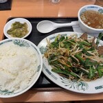 日高屋 - 料理写真:レバニラ定食¥810 +ご飯大盛¥70 =¥880-