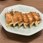 宇都宮みんみん - 料理写真:■焼餃子¥380